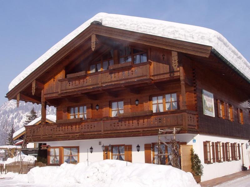 Gaestehaus Schwarzlofer Reit im Winkl Luaran gambar